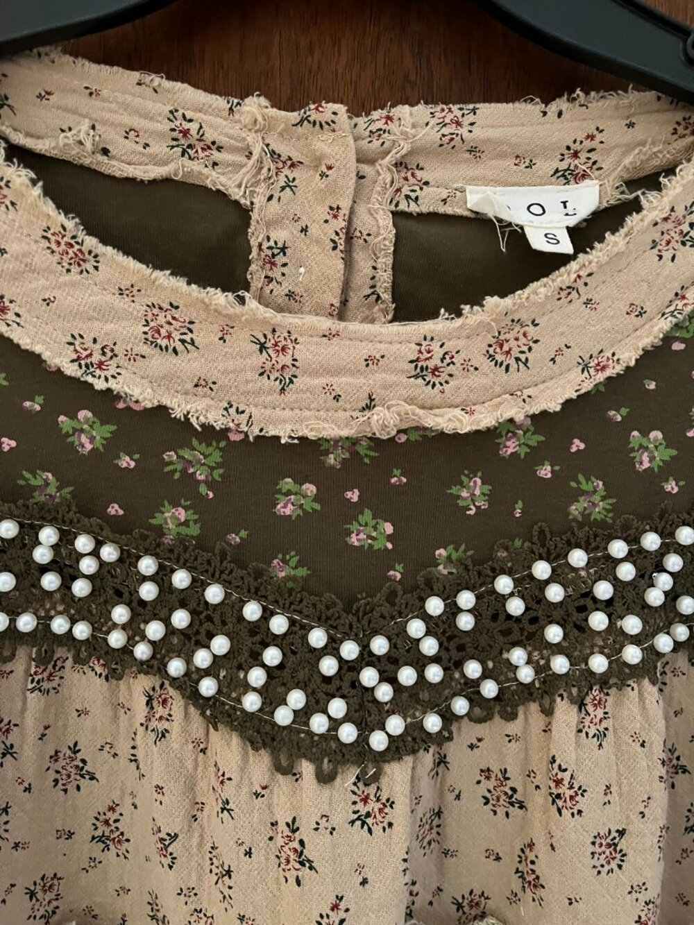 POL Genevieve Baby Toll Top, Olive/Tan/Cream, Size Small, LIKE NEW - Picture 7 of 13